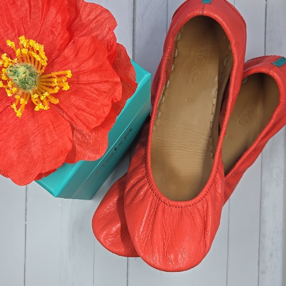 Elegant Tieks Poppy Women's Flats